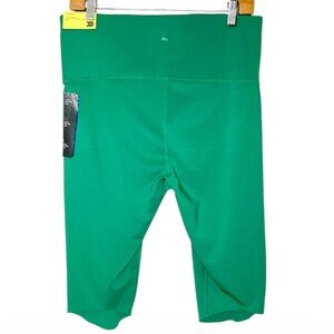 All in Motion Women’s Green High-Waist Athletic Capri Bike Short | Large | NWT
